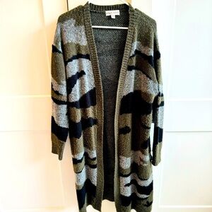 Knox Rose Duster Long Cardigan in Camo Size M​​​​​